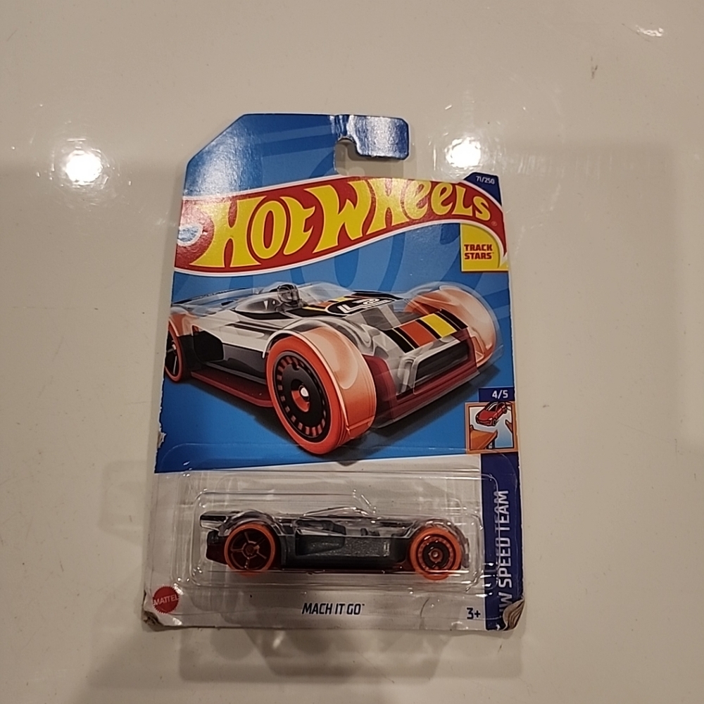 Hot Wheels Mach It Go Hw Speed Team